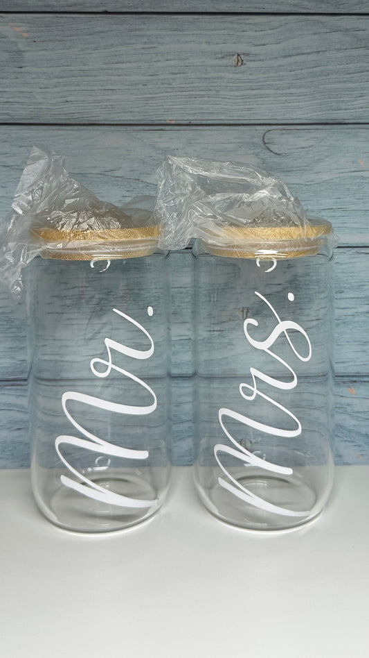 Bride and groom glass tumbler